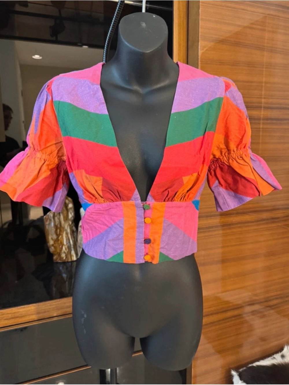 Farm Rio Amanda Stripe Crop V Neck Linen Blouse - Picture 2 of 5